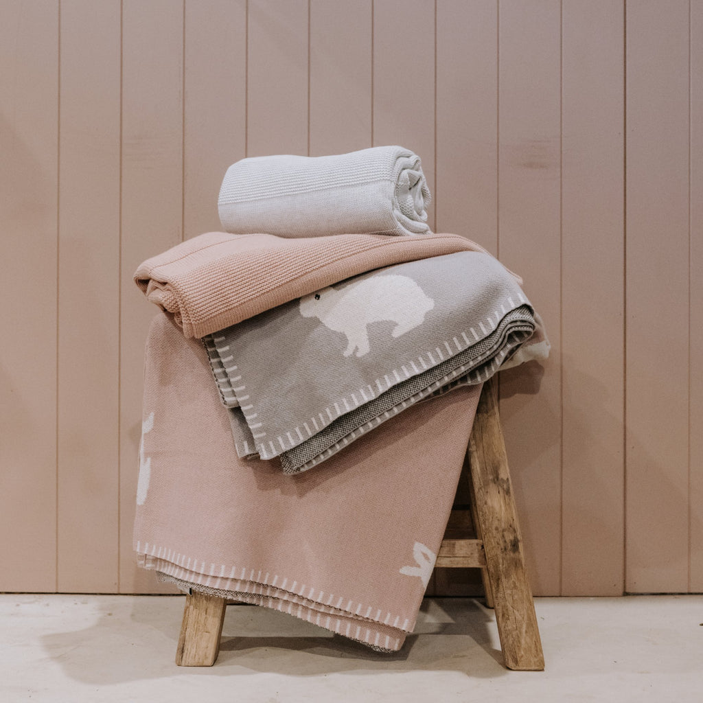 The Country Providore has a selection of the perfect gift ideas for a baby shower, or for your own sweet babe from our gorgeous baby range. Shop for the baby essentials - wraps, swaddles, sleeping bags, blankets, linen and bedware.