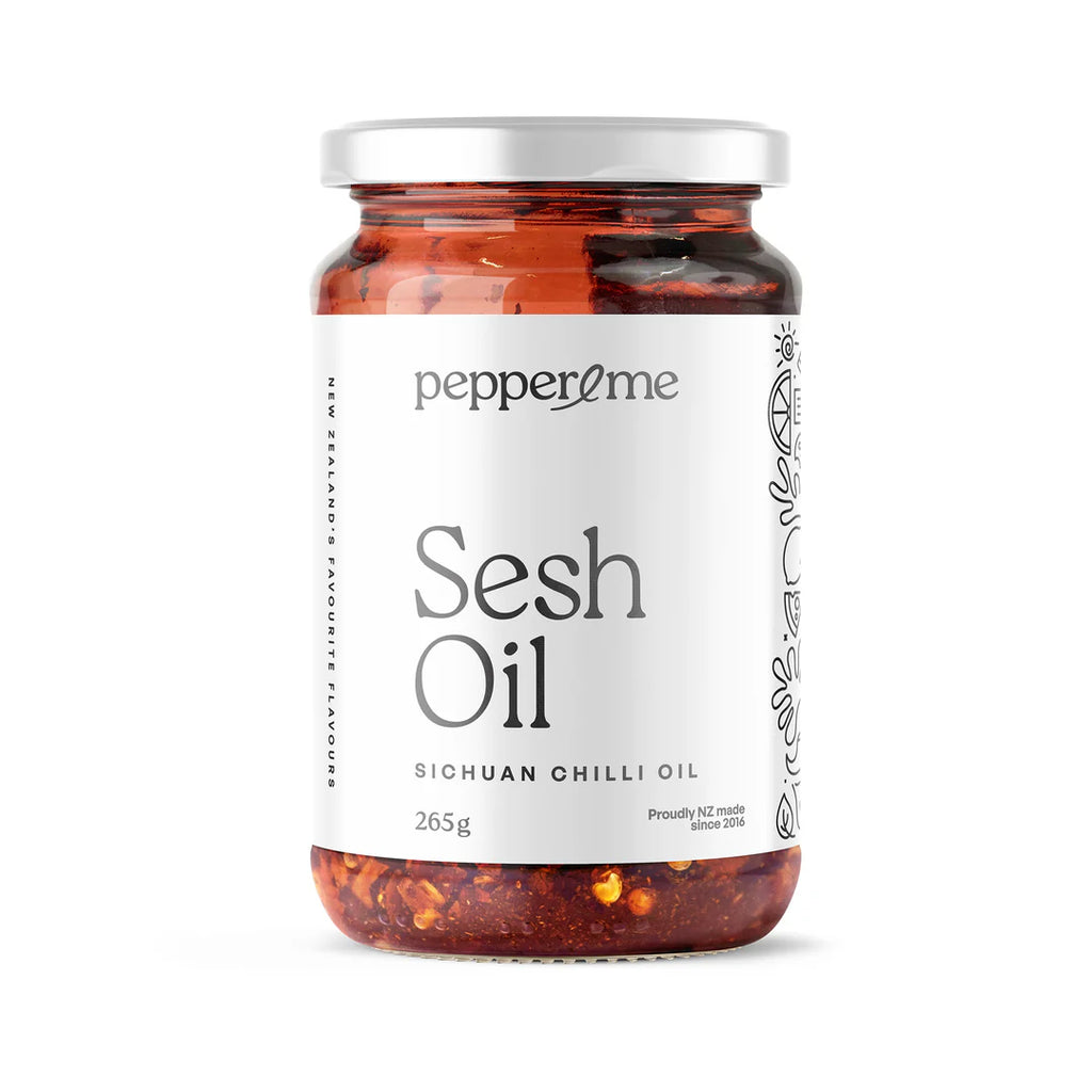 Jar of Sesh Oil with Pepper &vme branding on a white background