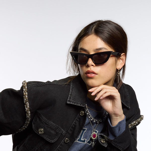EYEWEAR