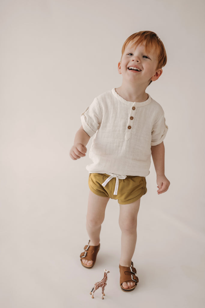 The Country Providore has the go-to range of quality Baby & Children essential clothing by Jamie Kay. With a range of accessories, bodysuits, tops, dresses, knits, playsuits and rompers. View the new Jamie Kay Wanderlust Collection in store and online. Shipping available in NZ.